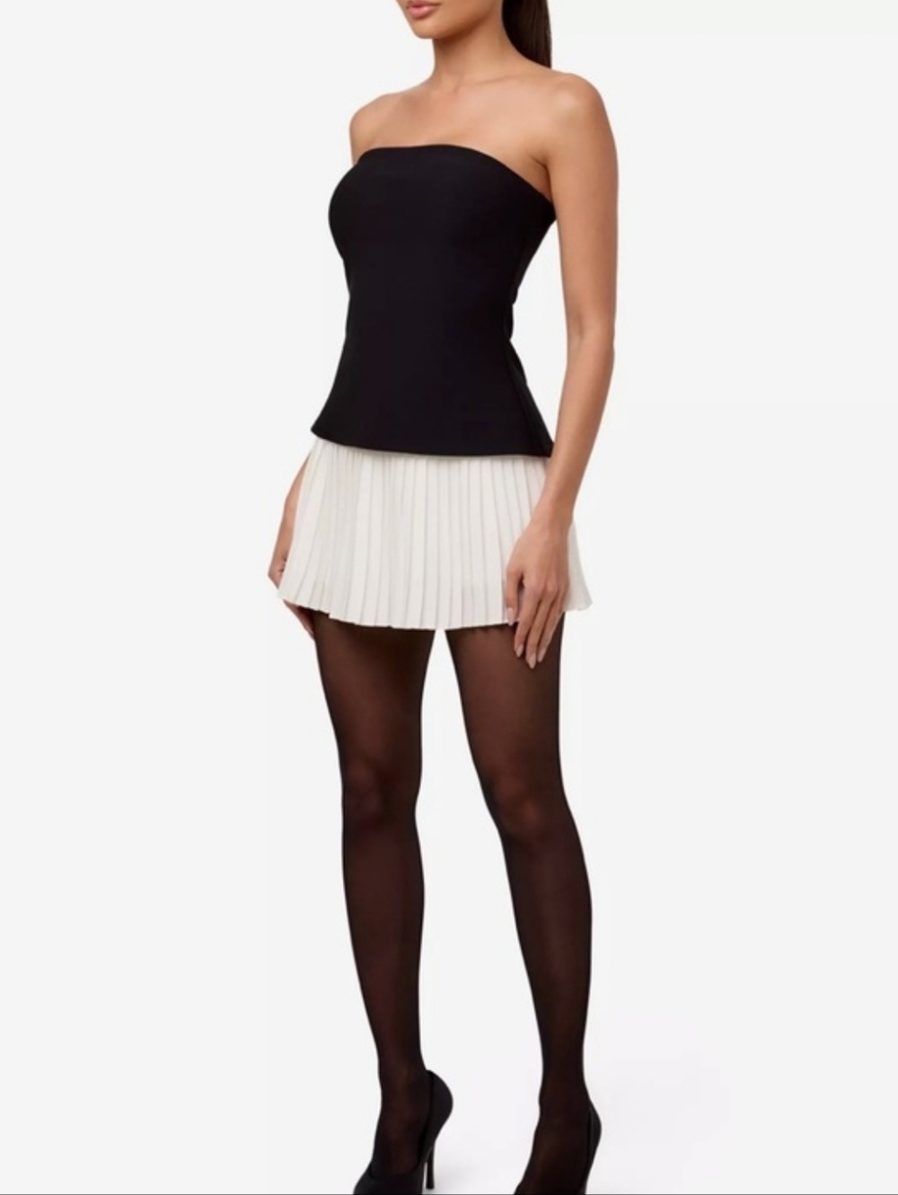 Naked Wardrobe Strapless Black & White Pleated Mini Dress Tenniscore Size S NWT - Picture 4 of 10